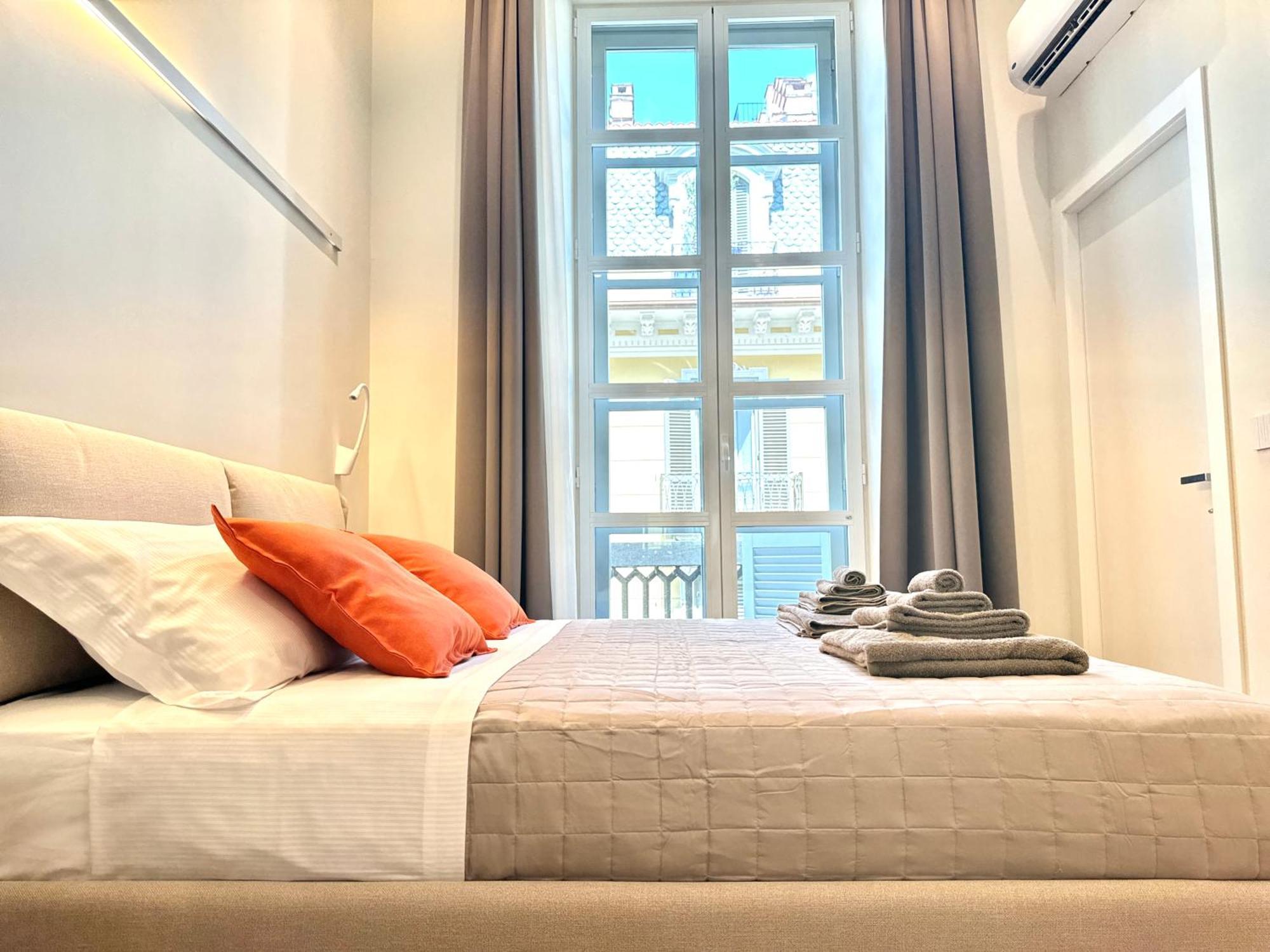 Savoy Luxury Apartment City Center Turín Exterior foto